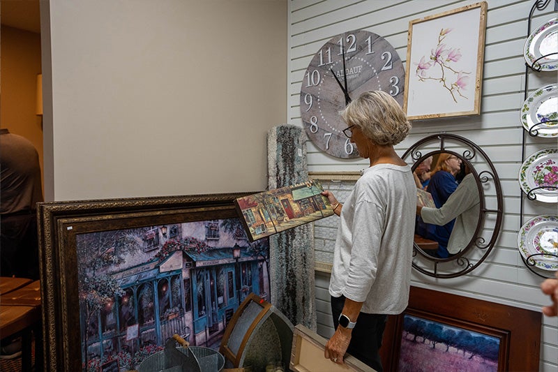 Good Samaritan Auxiliary Thrift Store 02