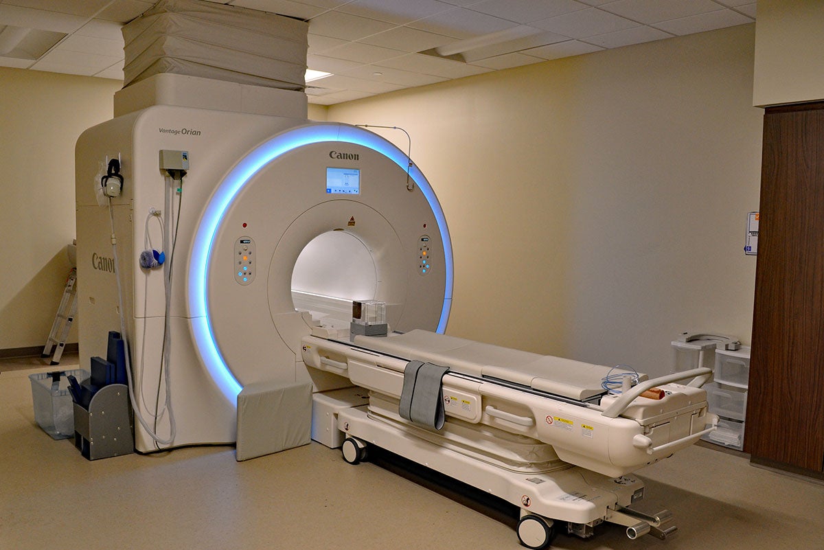 16-channel MRI